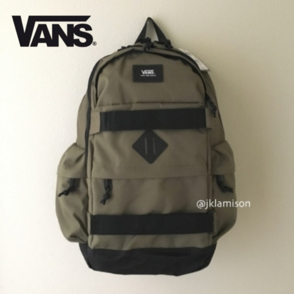 vans planned backpack